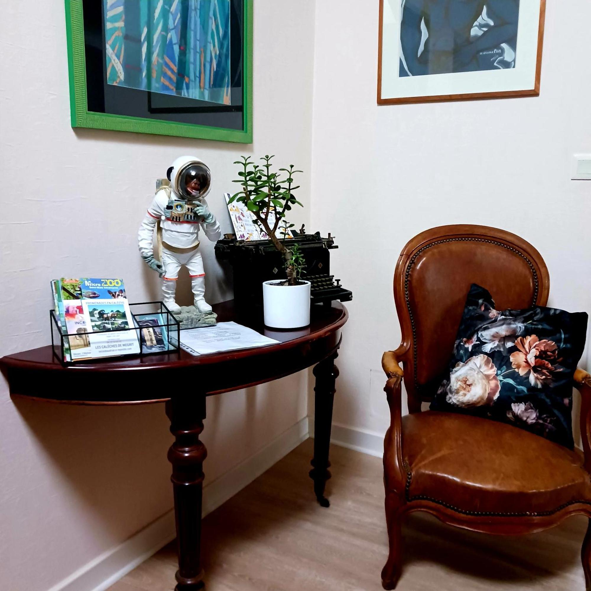 Chambre D'Hotes Avec Petit Dejeuner Compris A Mégrit Екстериор снимка