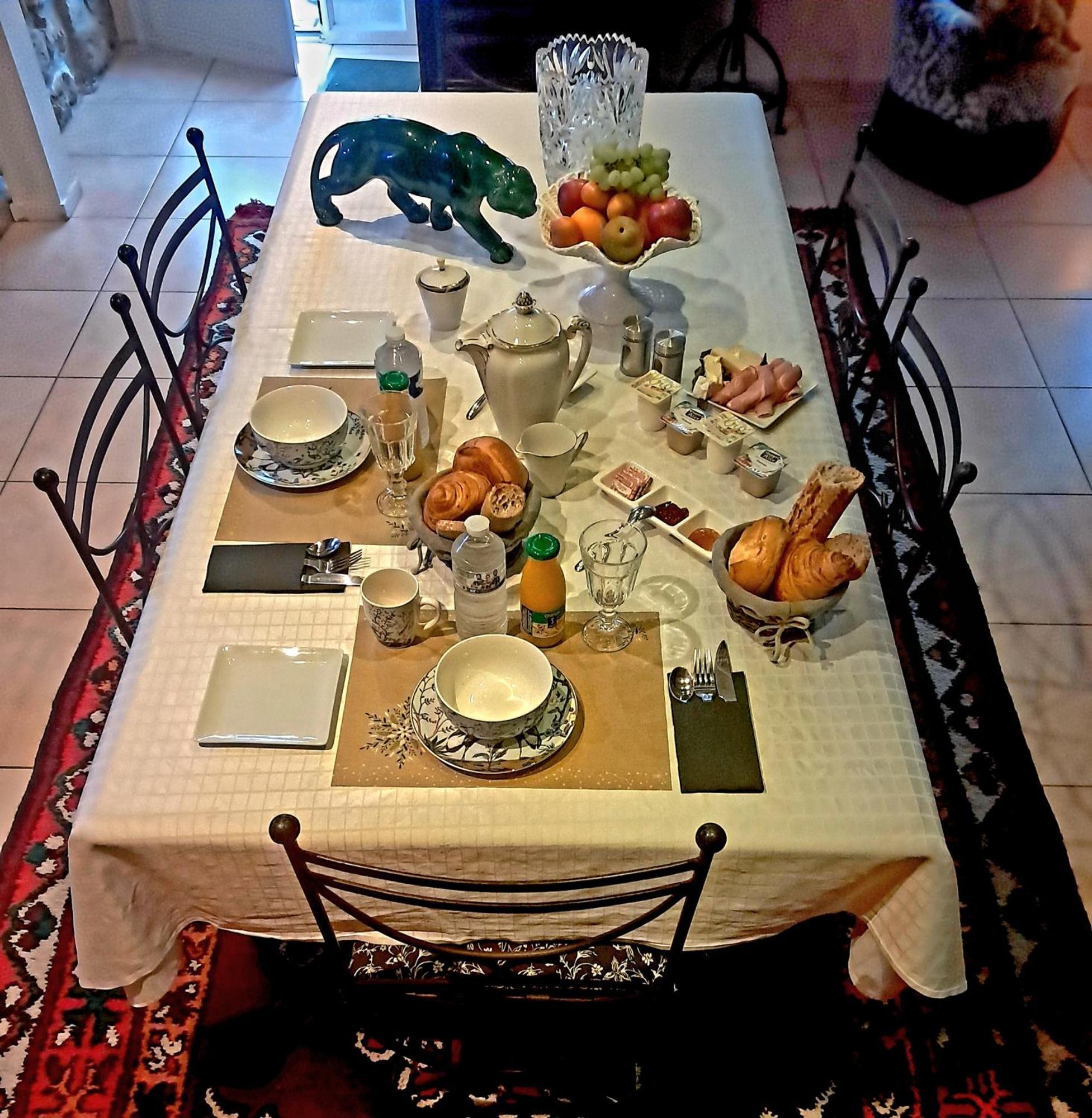 Chambre D'Hotes Avec Petit Dejeuner Compris A Mégrit Екстериор снимка